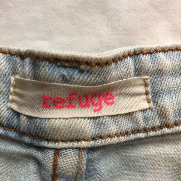 Refuge Cut off shorts faded light blue Size 4 - Picture 3 of 6